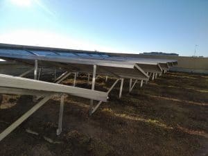 estructura-paneles-solares-fotovoltaicos-cubierta-vegetal-biblioteca-barcelona