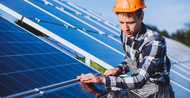 Instalación solar fotovoltaica para paneles y placas solares